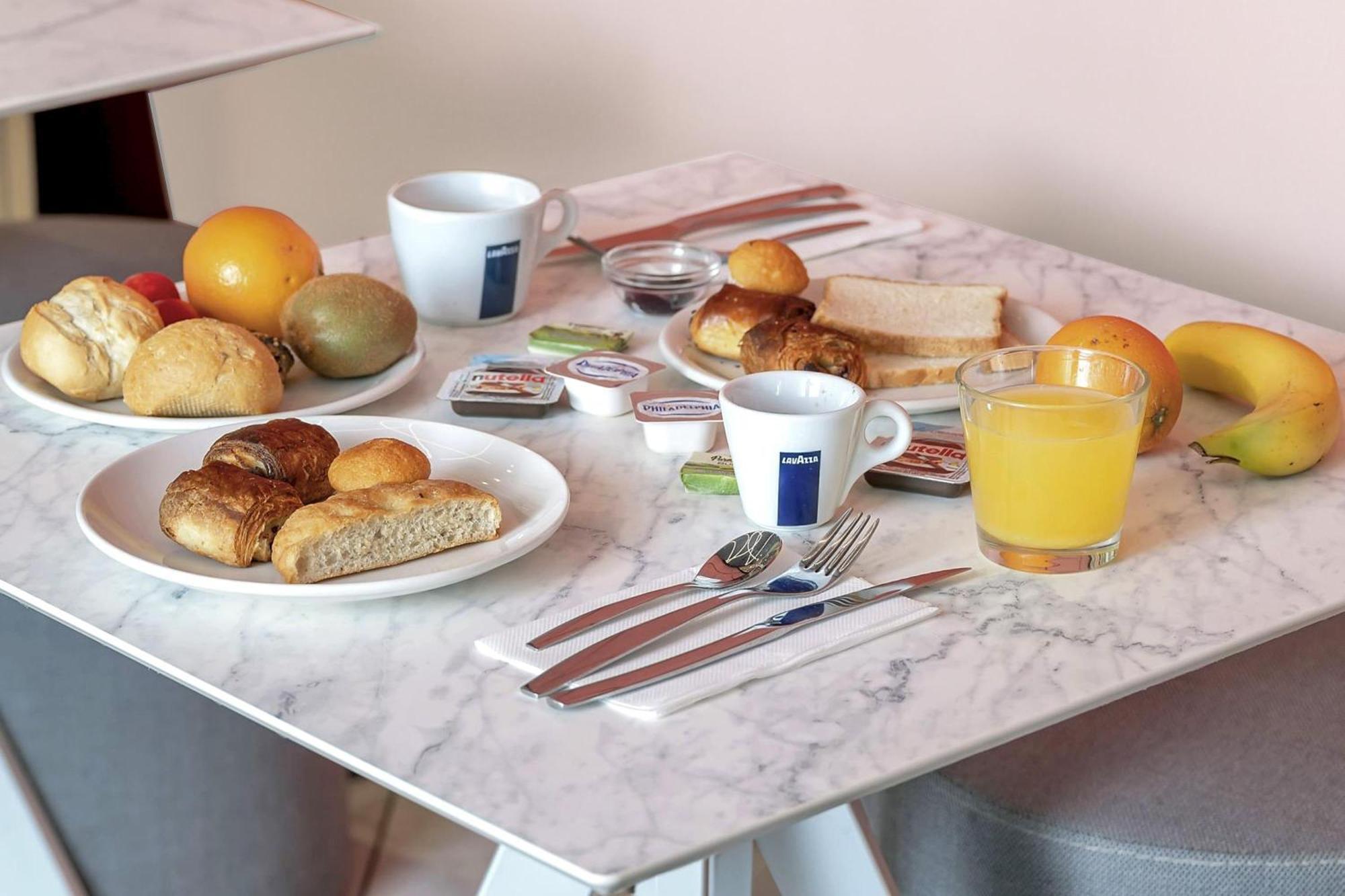 B&B Hotel Brescia Buitenkant foto